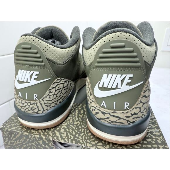 👟 Air Jordan 3 Retro “Pine Green / Olive” – mens 7 (New with Box) - Picture 9 of 10